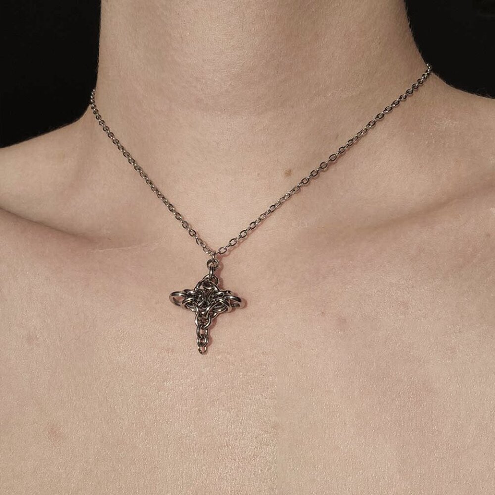 Gothic silver star necklace with a small silver chain - Picture 3 of 14
